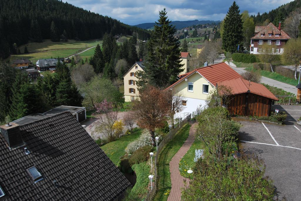Pension Restaurant Waldblick Фельдберг Екстер'єр фото